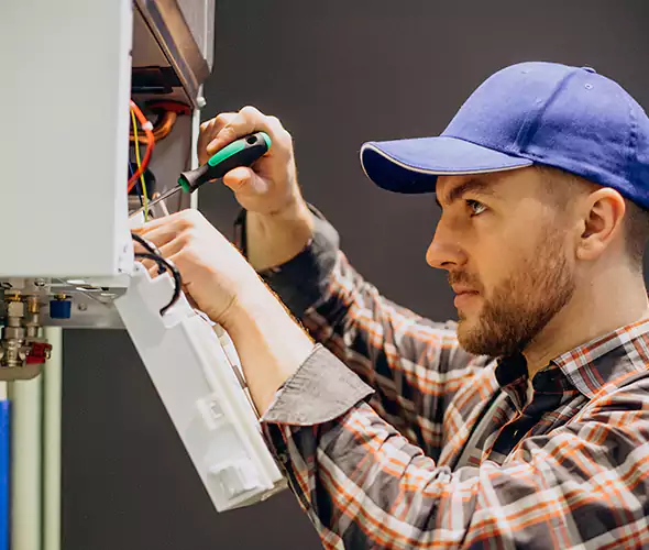 Expert Plumber for Tankless Water Heater Maintenance in Mundelein, IL: Schedule Professional Maintenance Services with Us